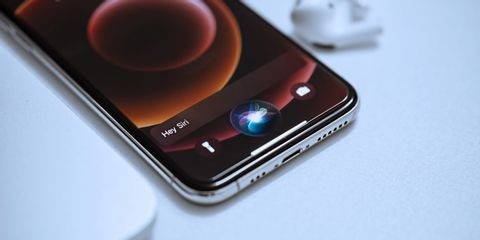 siri-icon-on-iphone-featured